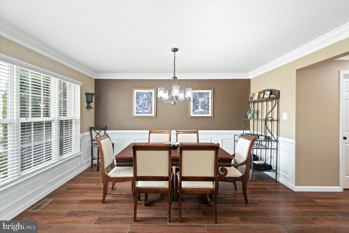 9503 Laurel Oak DRIVE
