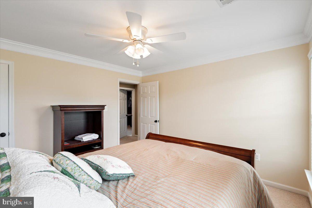 9503 Laurel Oak DRIVE