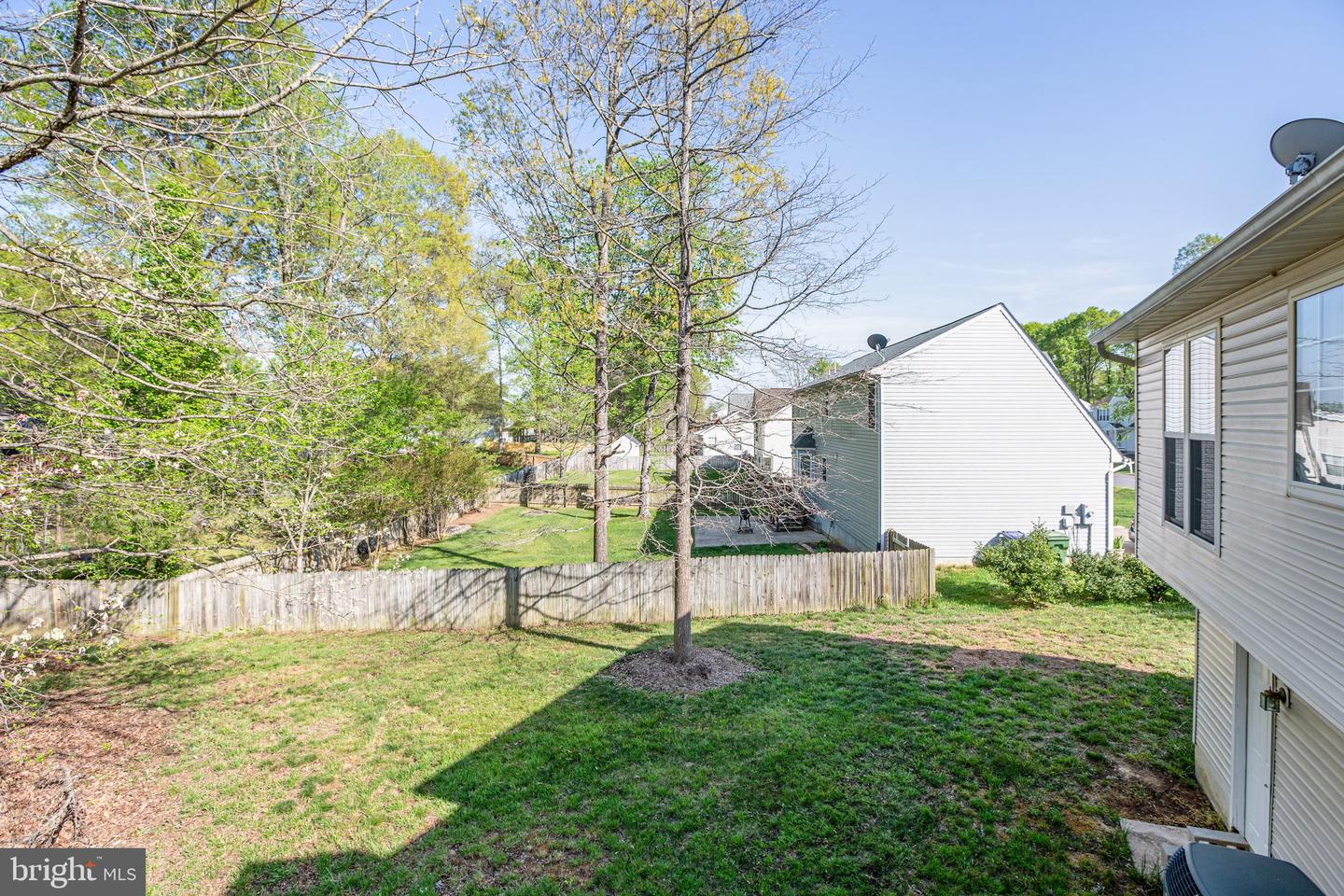 10129 S Fulton DRIVE