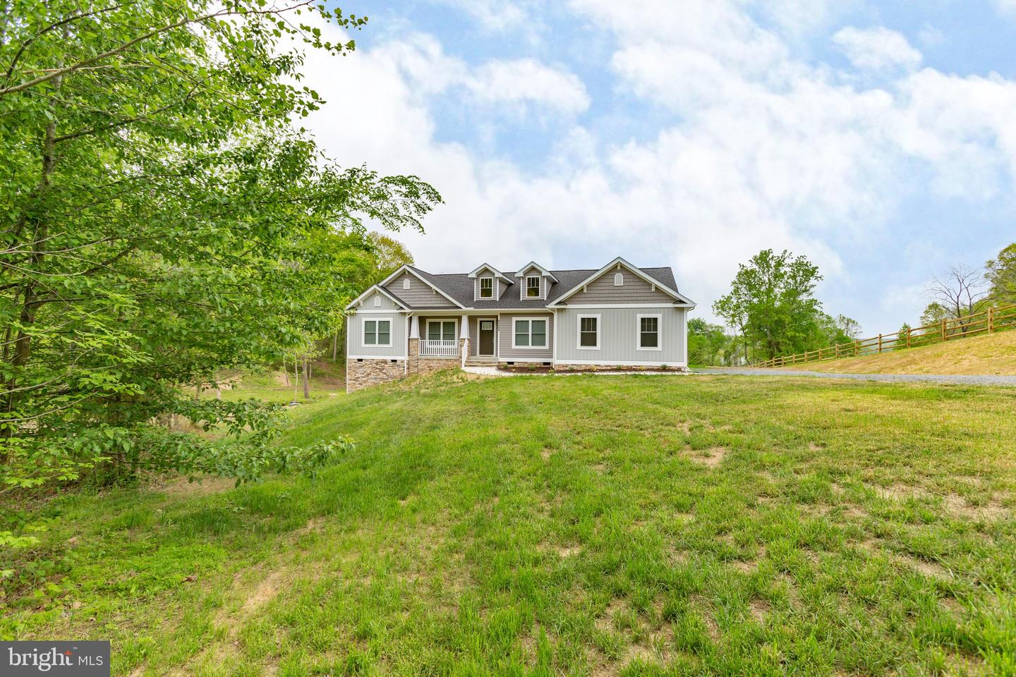 17117 Arrow Point DRIVE