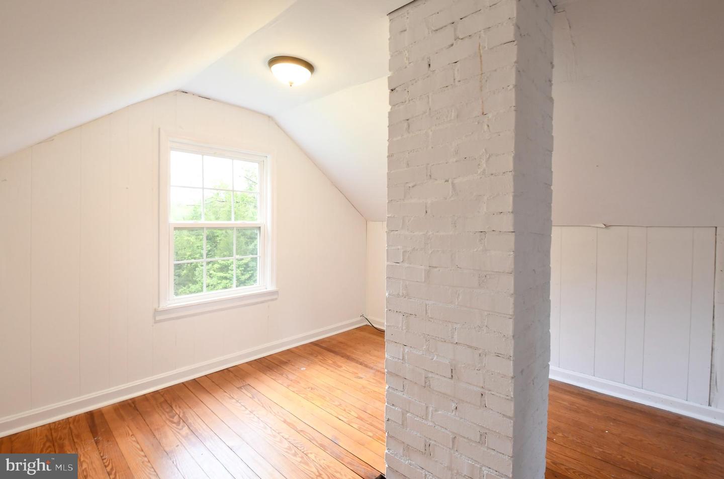 10021 Brock ROAD