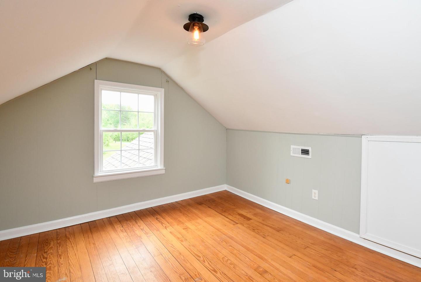 10021 Brock ROAD
