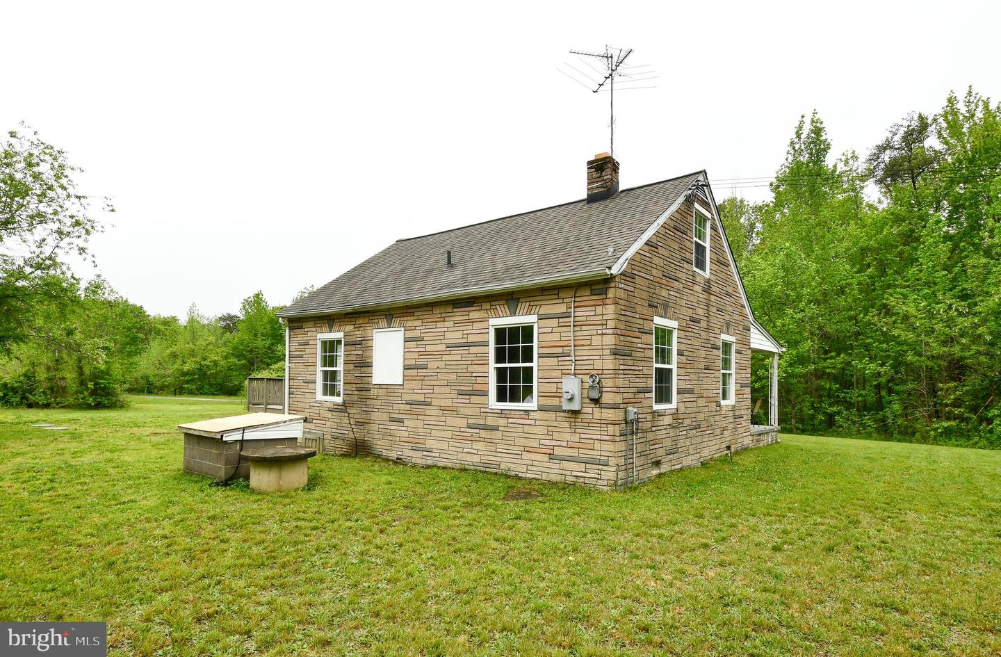 10021 Brock ROAD