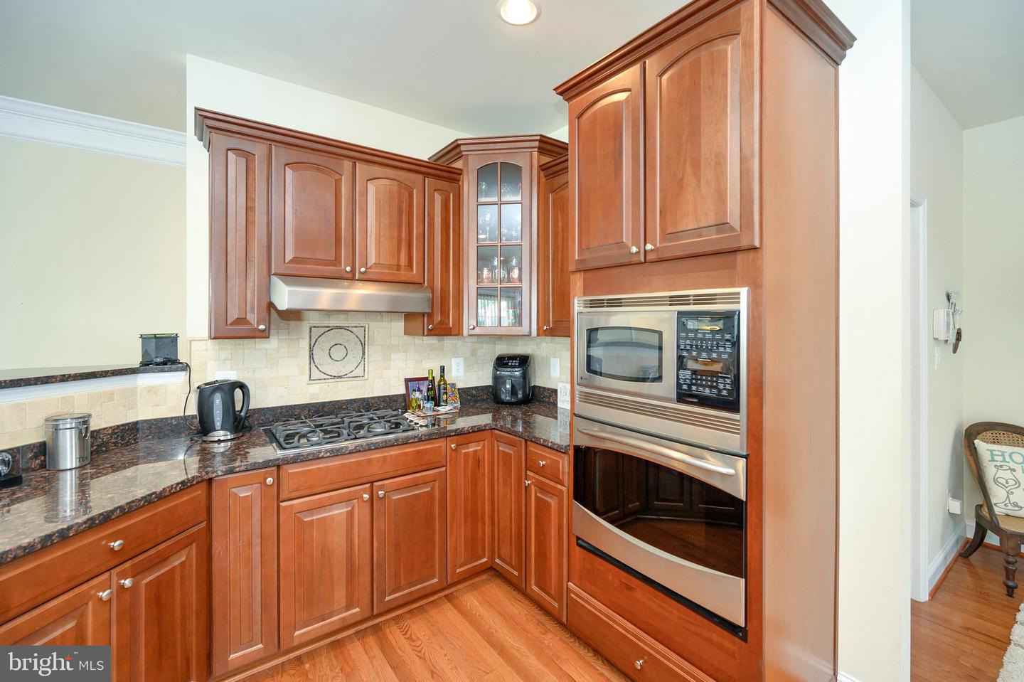 5101 Sewells Pointe DRIVE