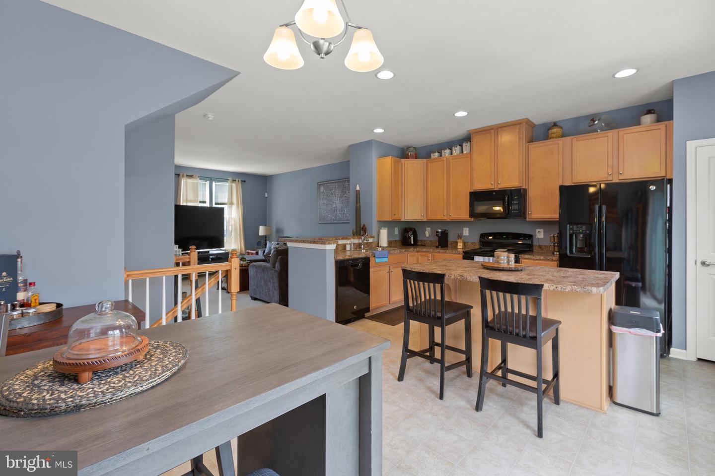 8663 Rosecrans LANE