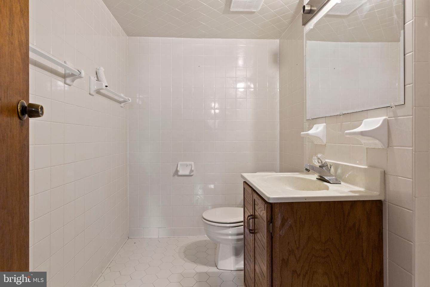7806 Lake Anna PARKWAY