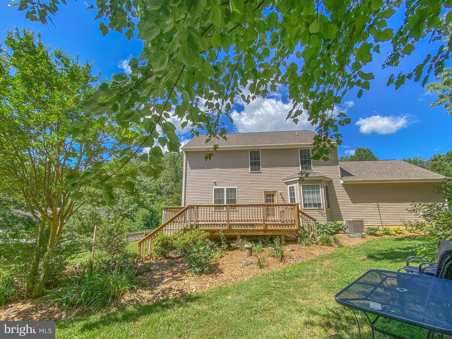 11715 Hoover LANE