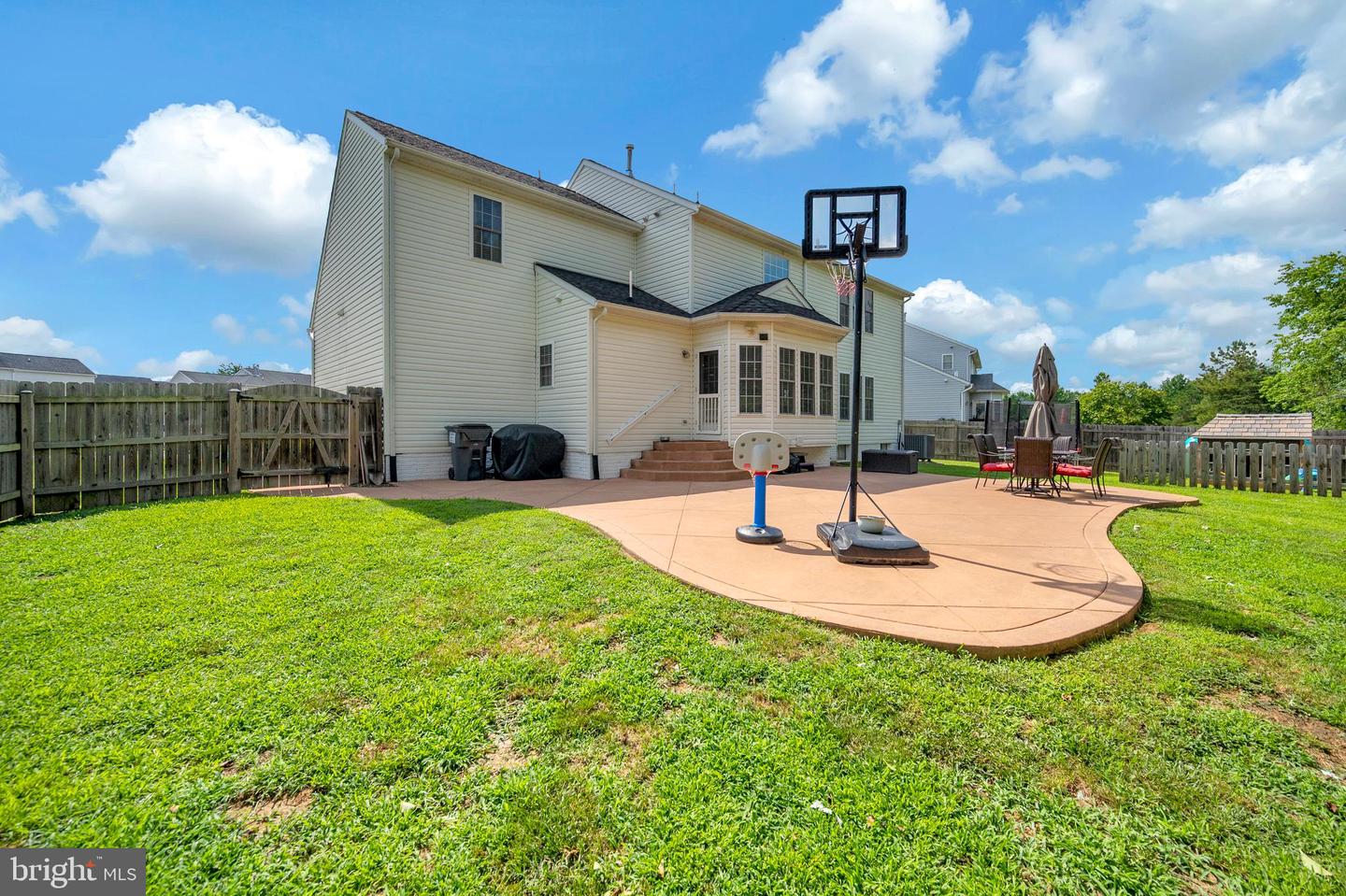2904 Cahill STREET