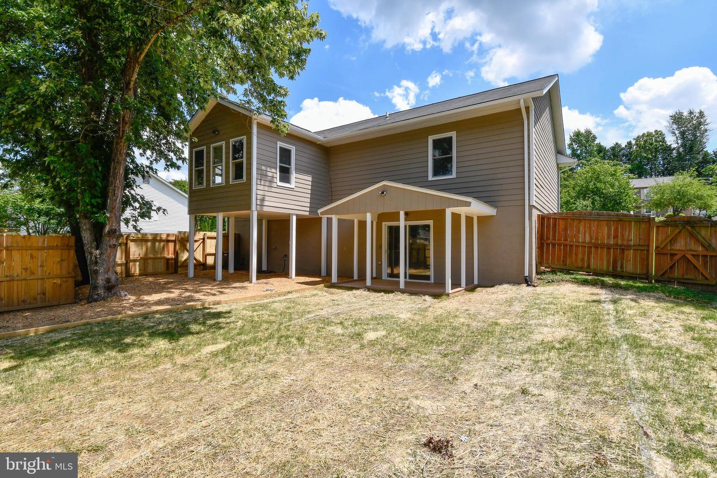 11414 Warner DRIVE
