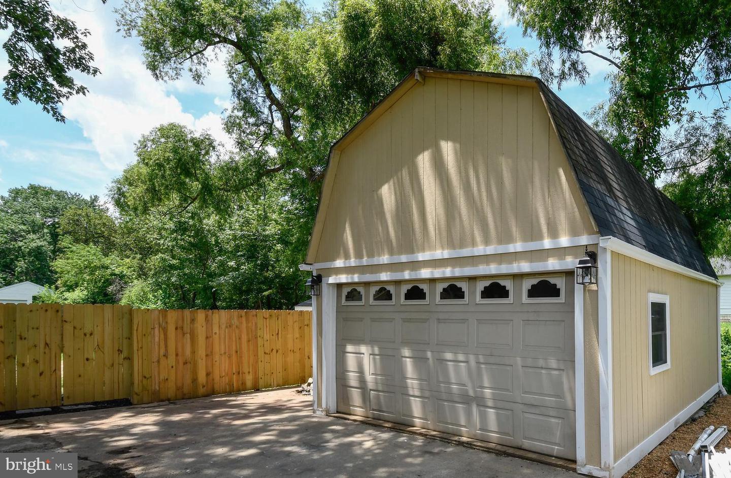 11414 Warner DRIVE