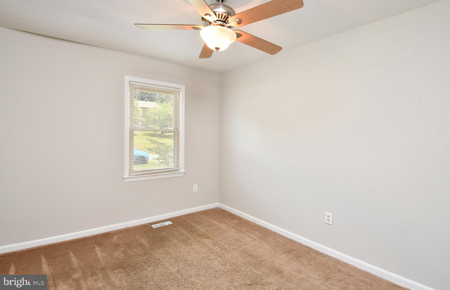 11414 Warner DRIVE