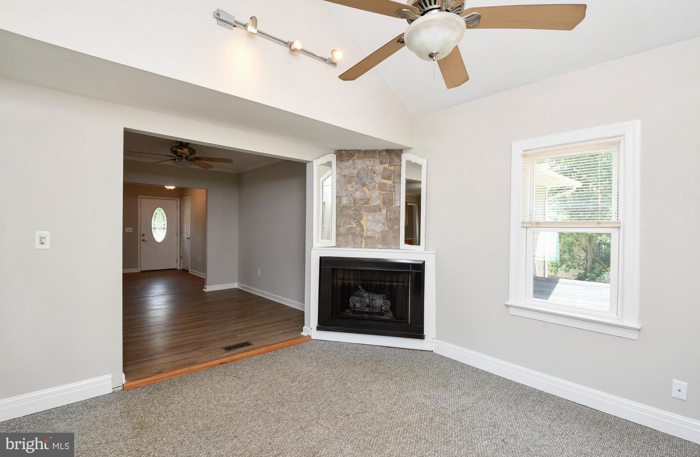 11414 Warner DRIVE