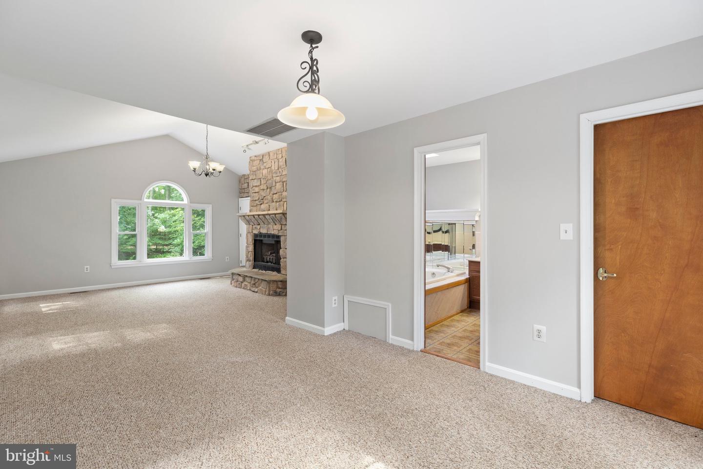 14805 Antler ROAD