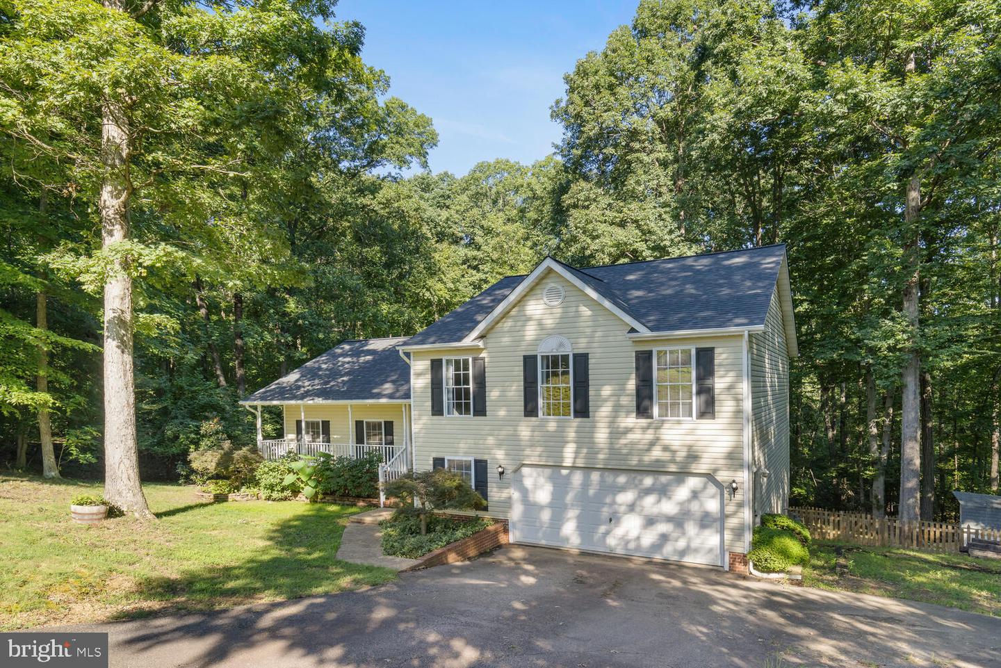 11806 Clifton LANE