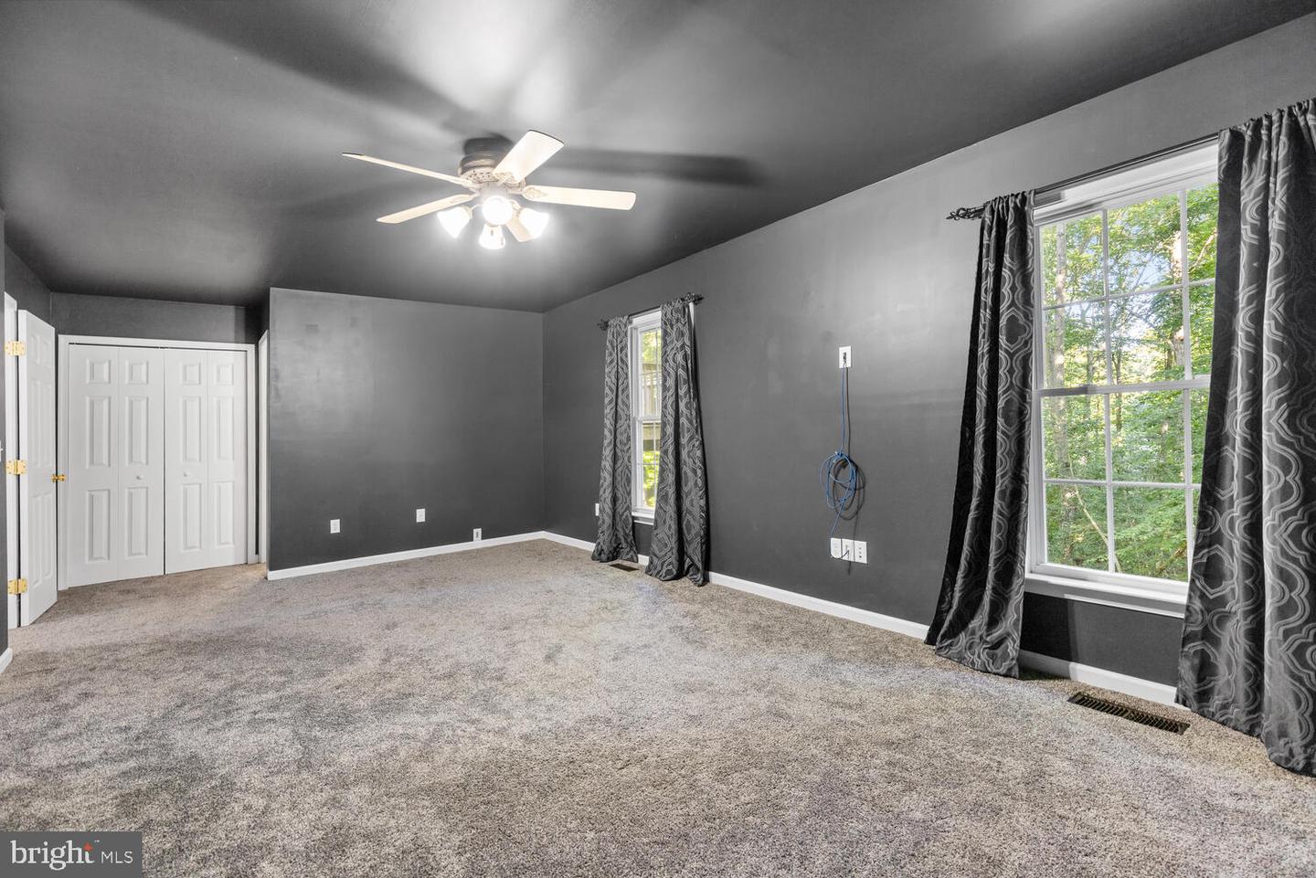11806 Clifton LANE