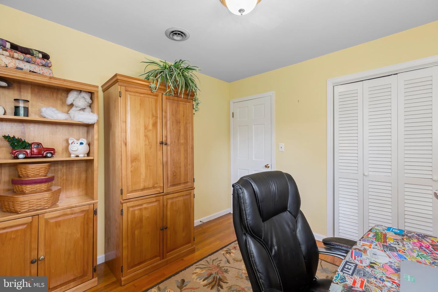 4204 Rosemont LANE