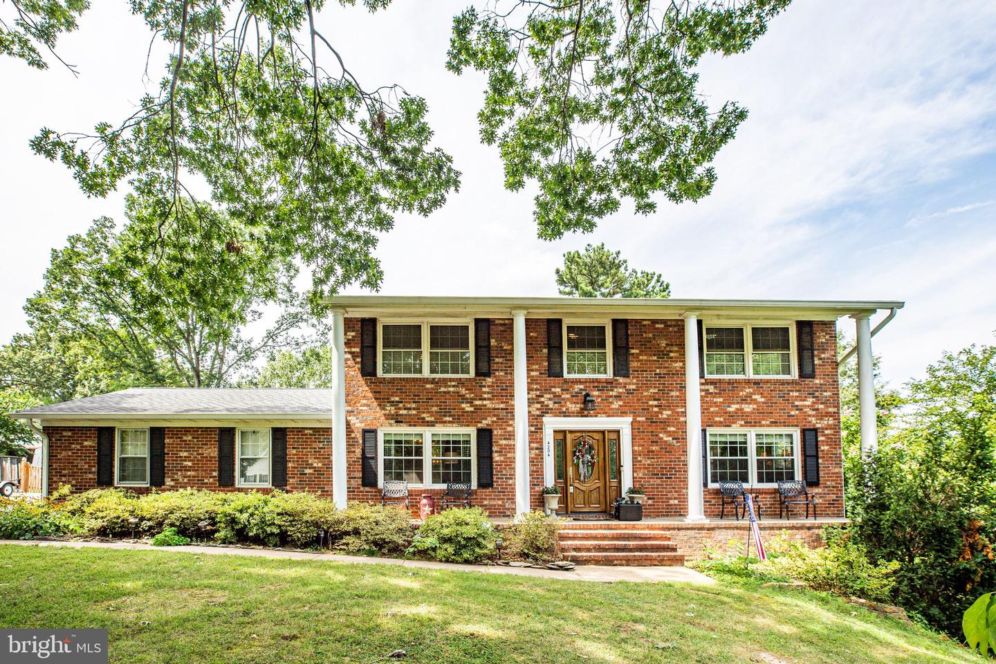 4204 Rosemont LANE