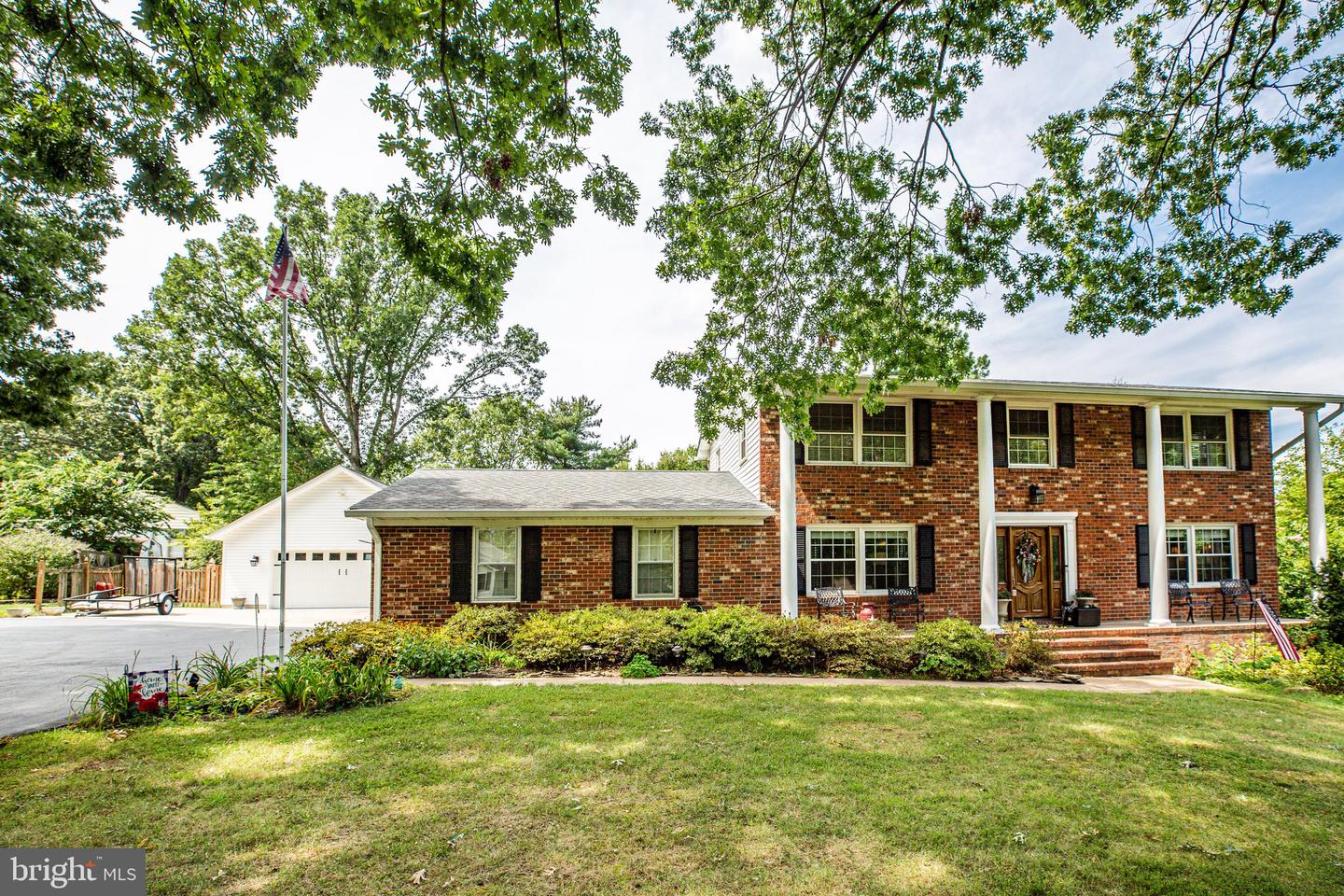 4204 Rosemont LANE
