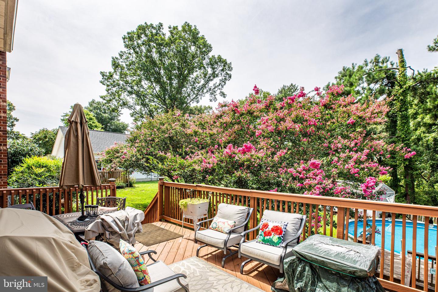4204 Rosemont LANE