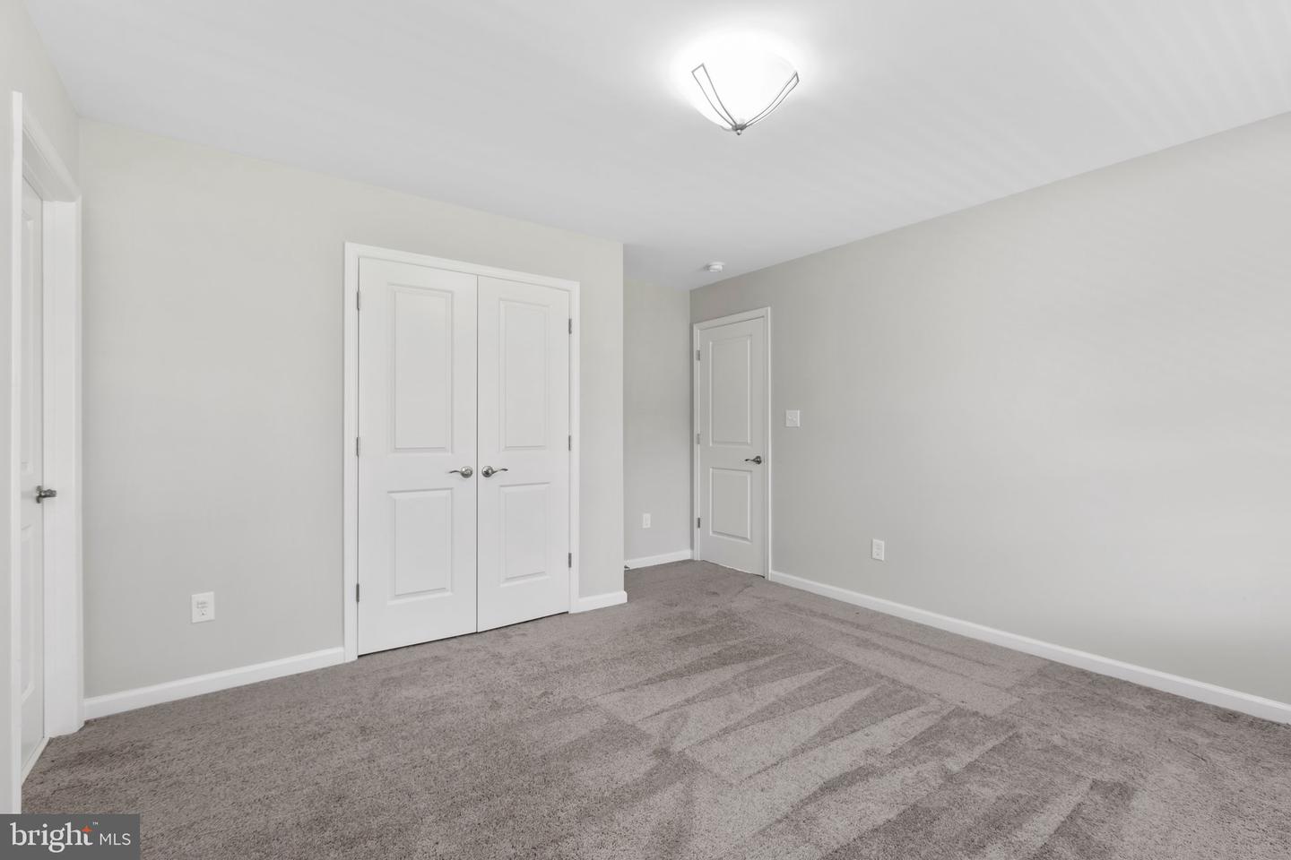 7527 Stonegate Manor DRIVE