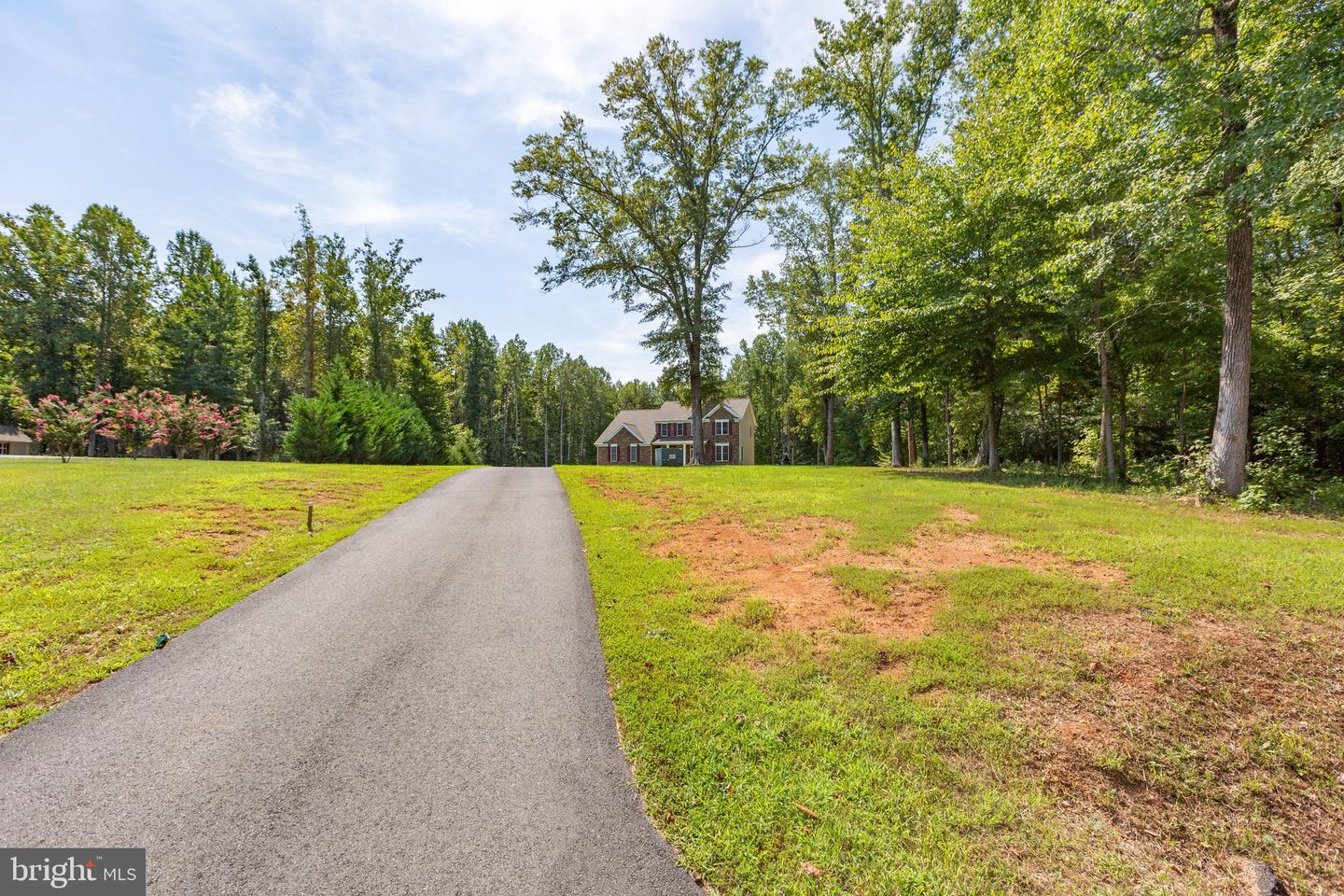 7527 Stonegate Manor DRIVE