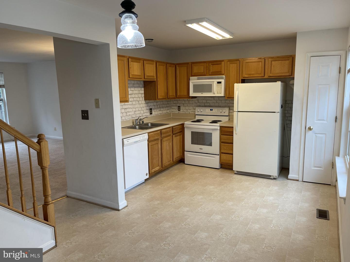 10053 Gander COURT