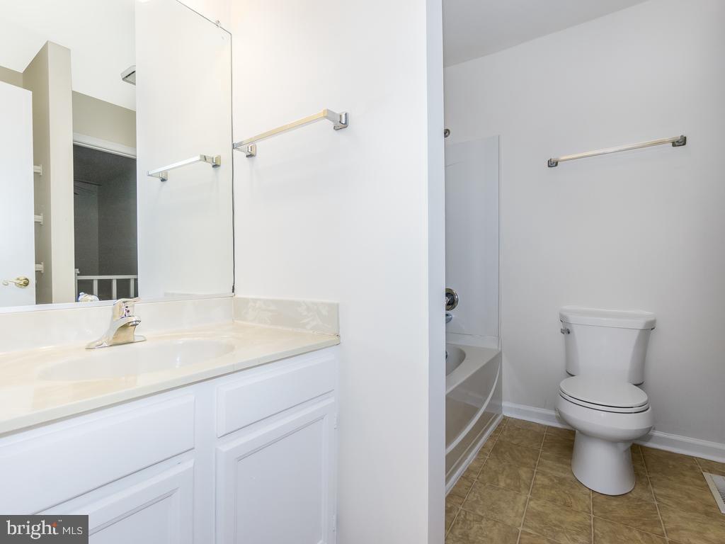 79 C L Walker BOULEVARD