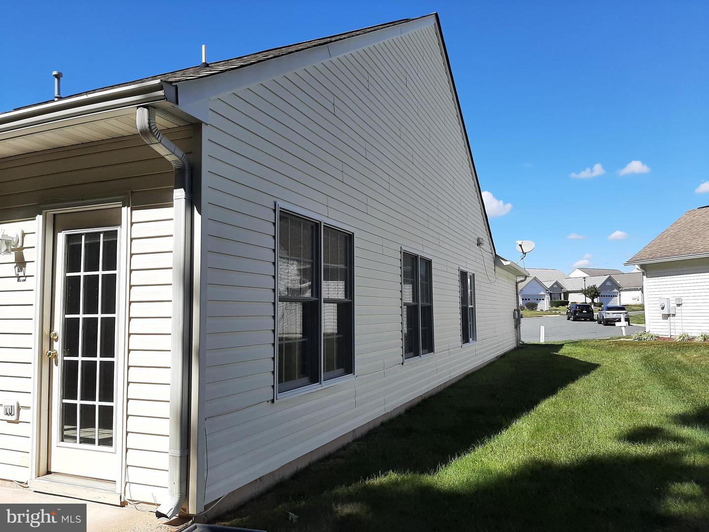 11101 Donita COURT