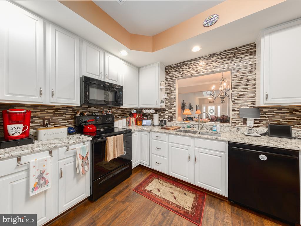 11212 N Scottwood LANE