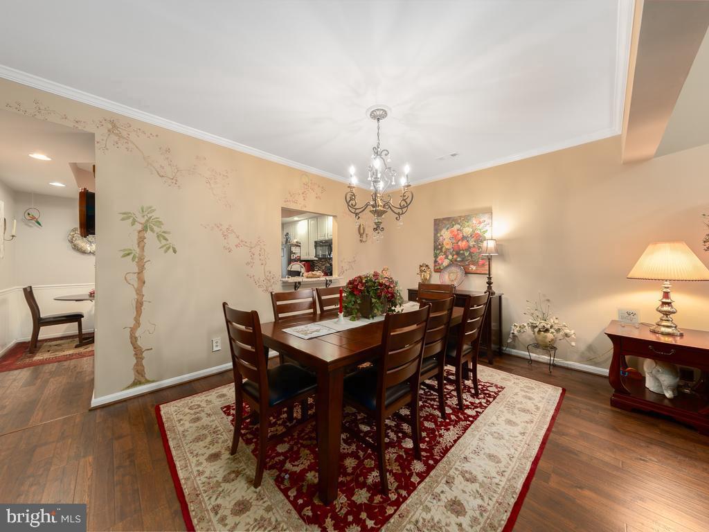 11212 N Scottwood LANE