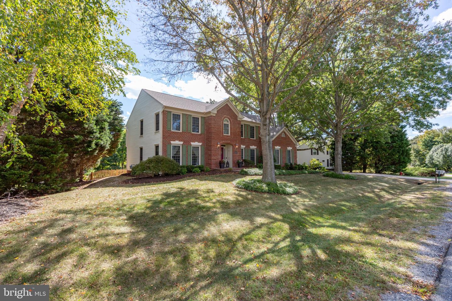 9800 Charlesfield DRIVE