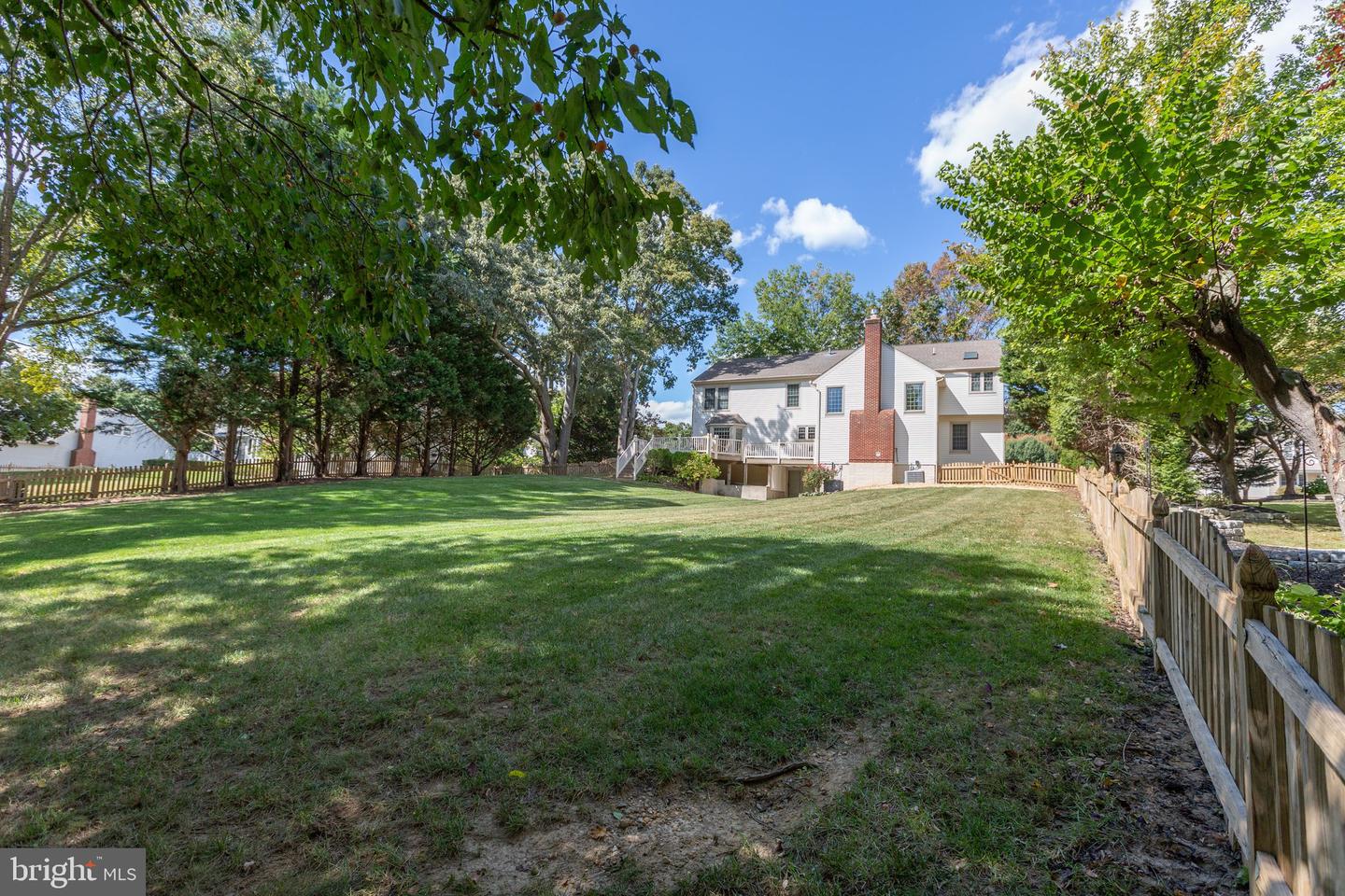 9800 Charlesfield DRIVE