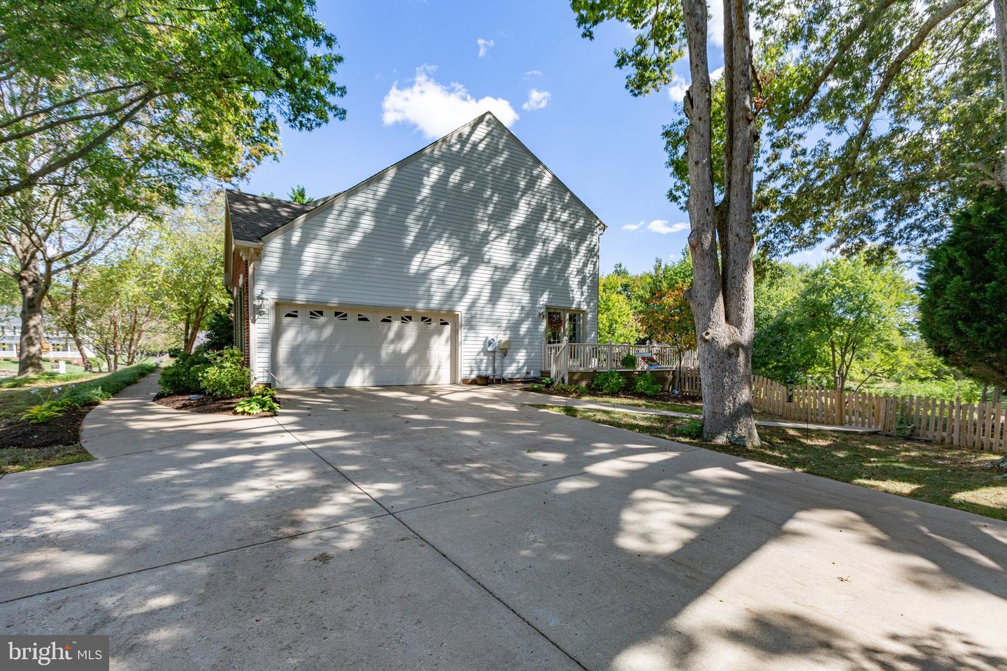 9800 Charlesfield DRIVE