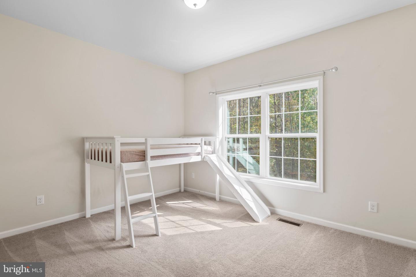 9085 Brandon Ray LANE