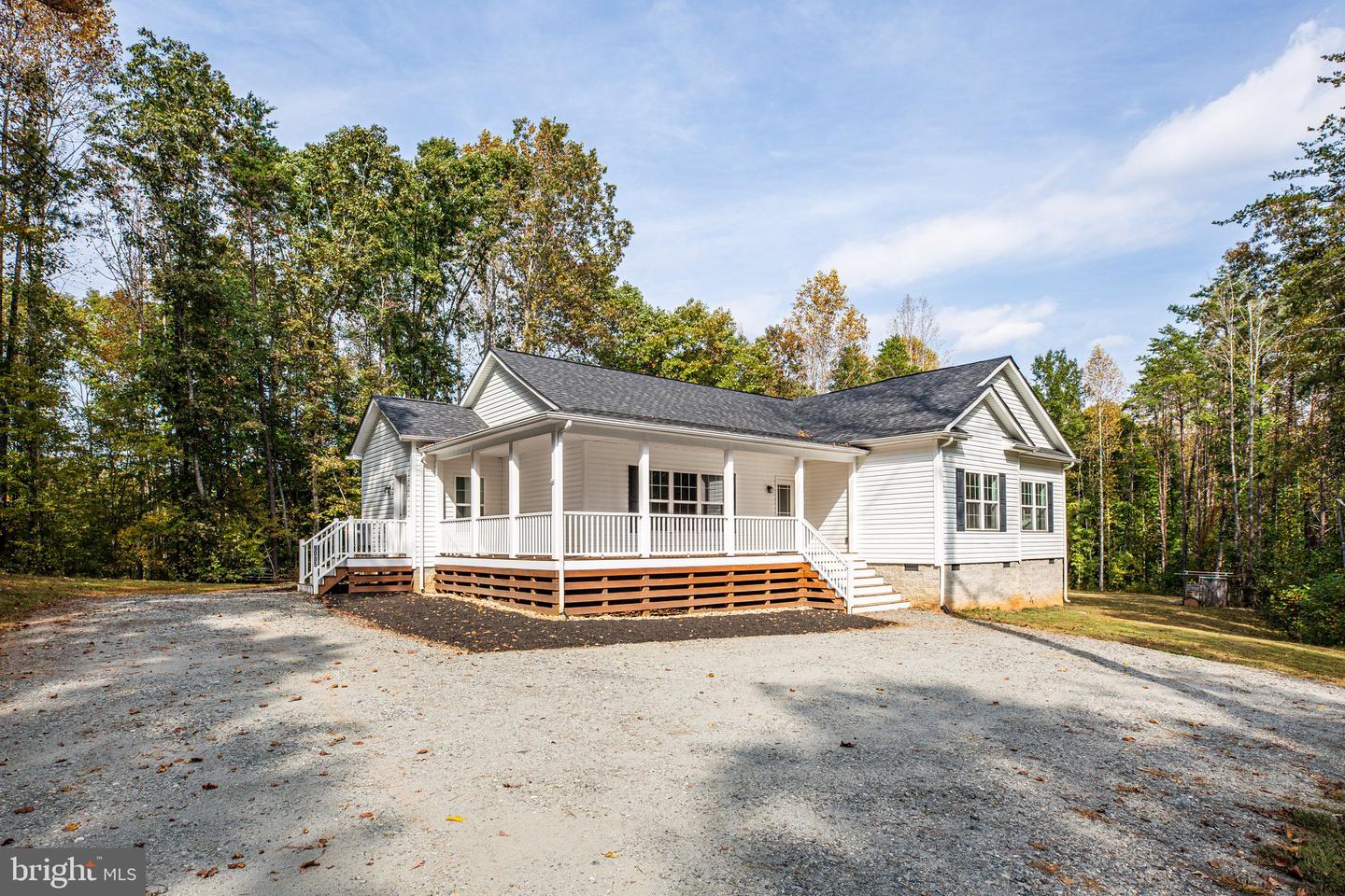 9085 Brandon Ray LANE