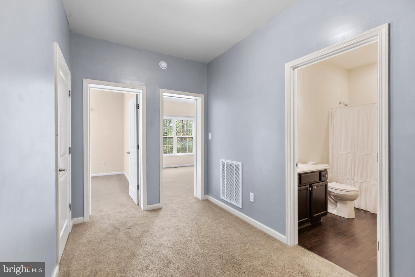 9085 Brandon Ray LANE