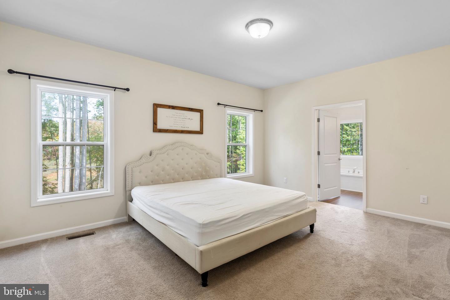 9085 Brandon Ray LANE