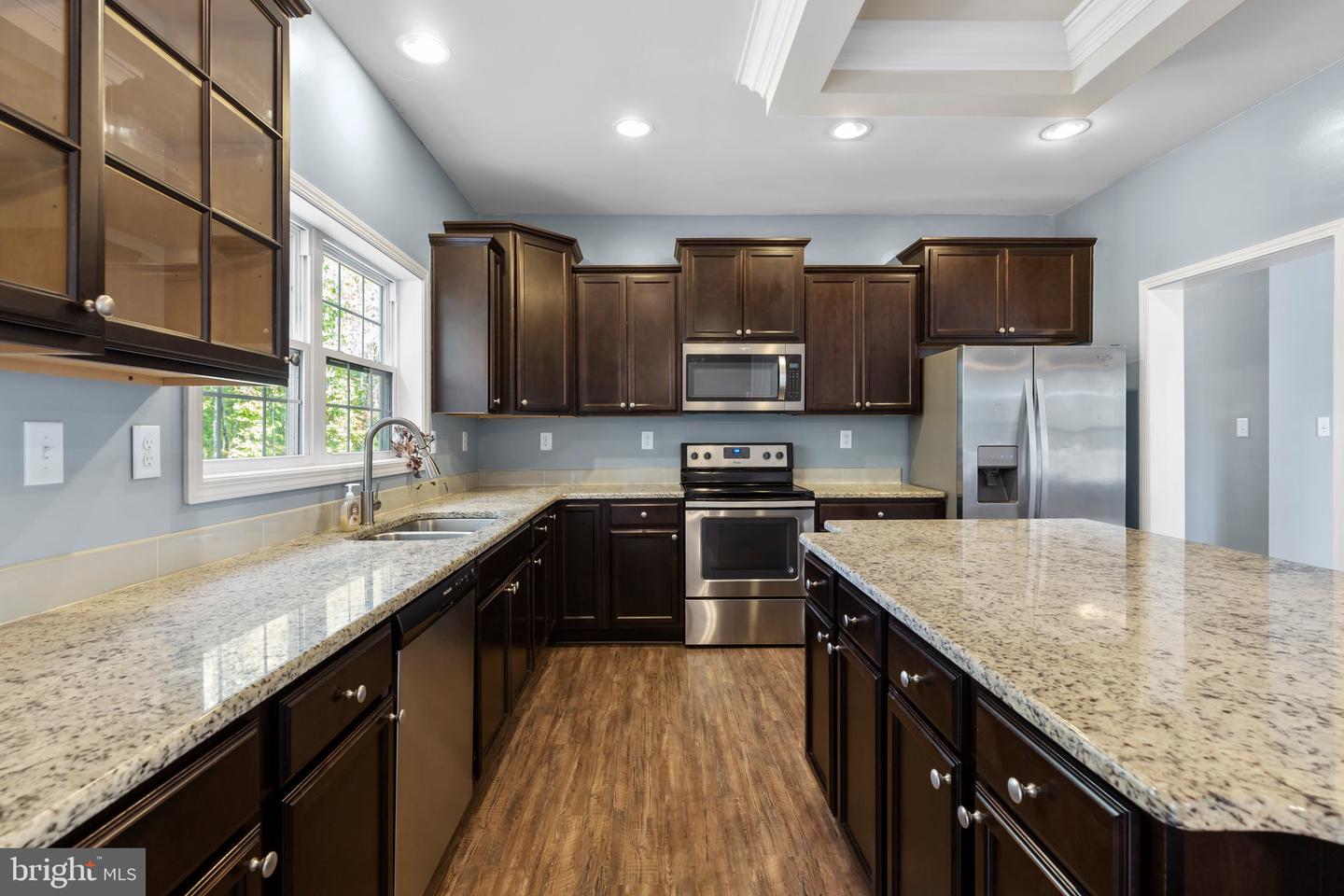 9085 Brandon Ray LANE