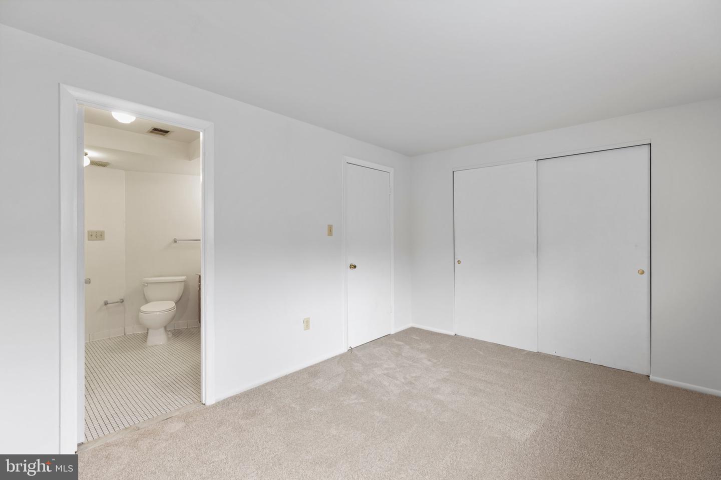 207 Creek LANE