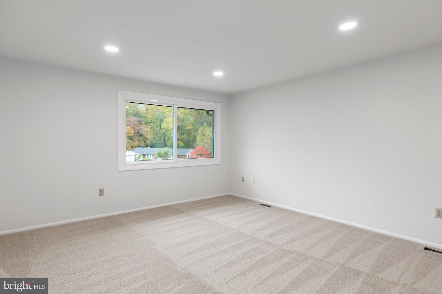 207 Creek LANE