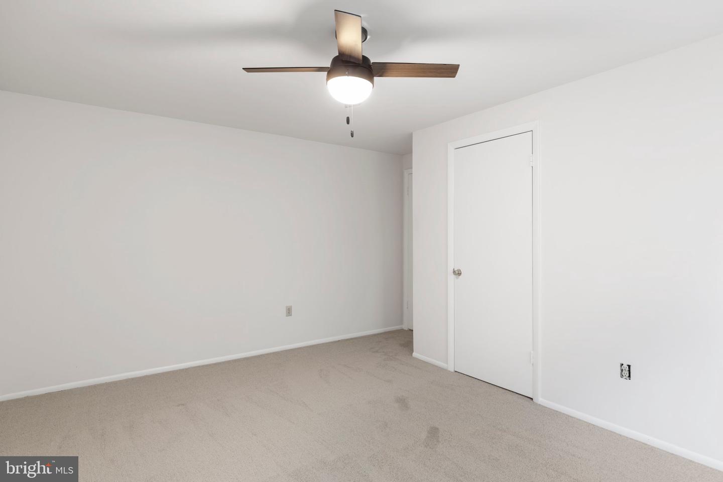207 Creek LANE