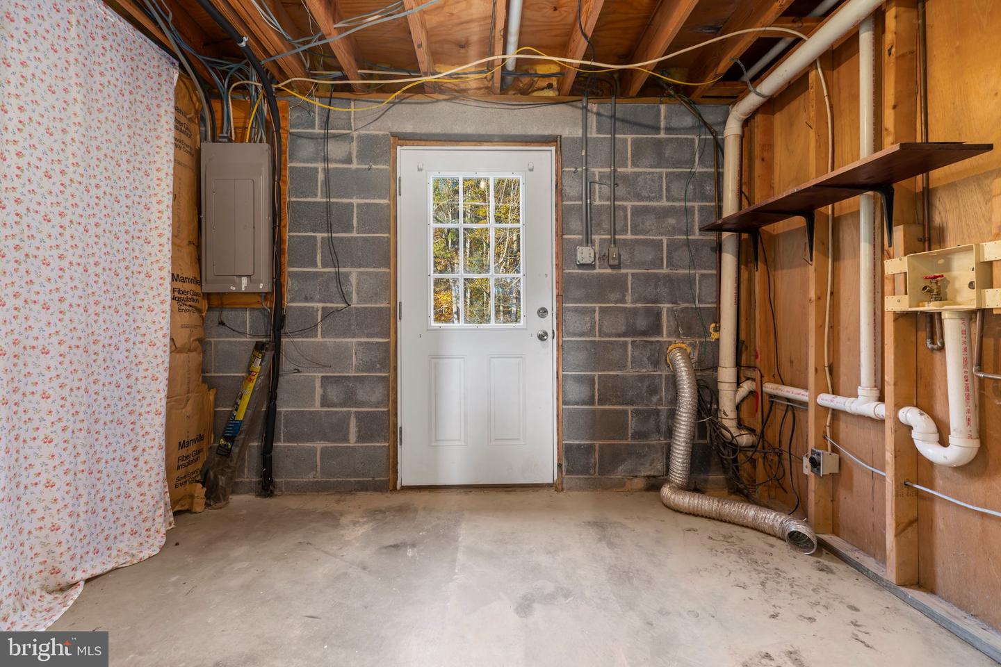 10408 Shaw DRIVE