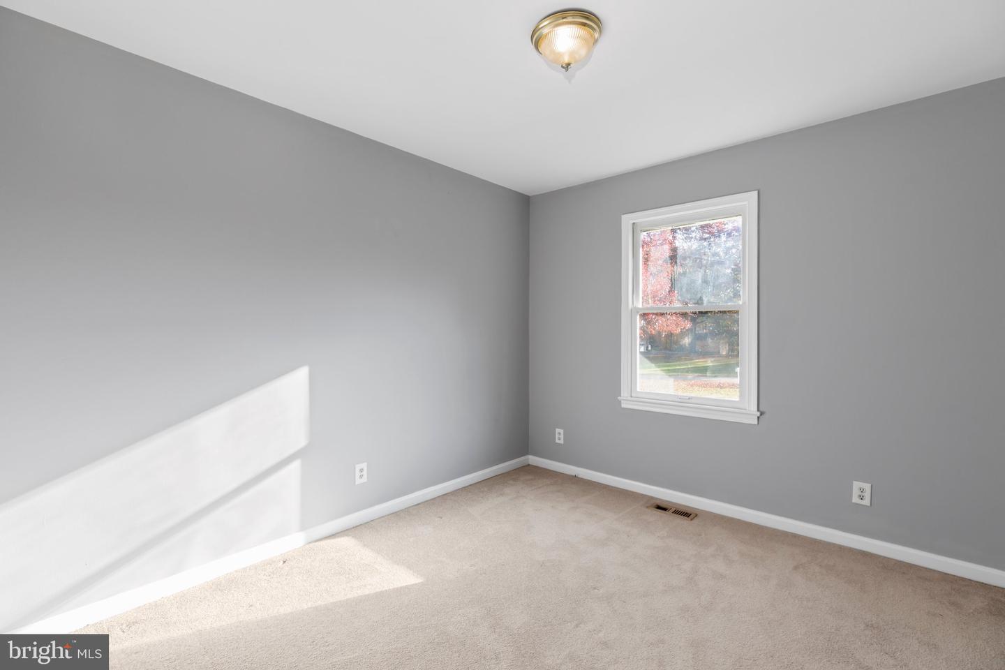 10408 Shaw DRIVE