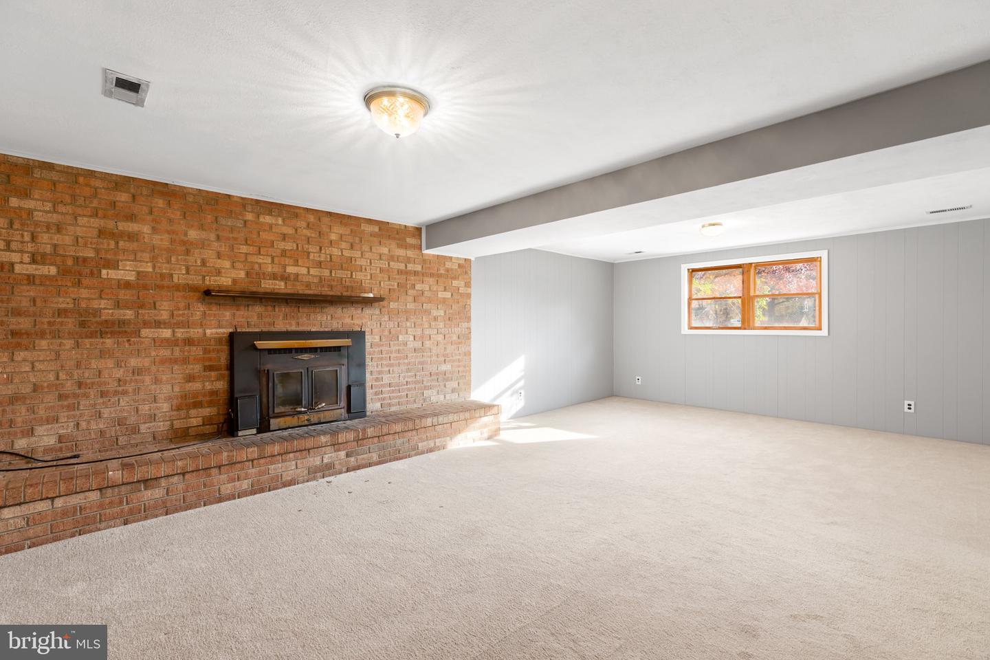 10408 Shaw DRIVE