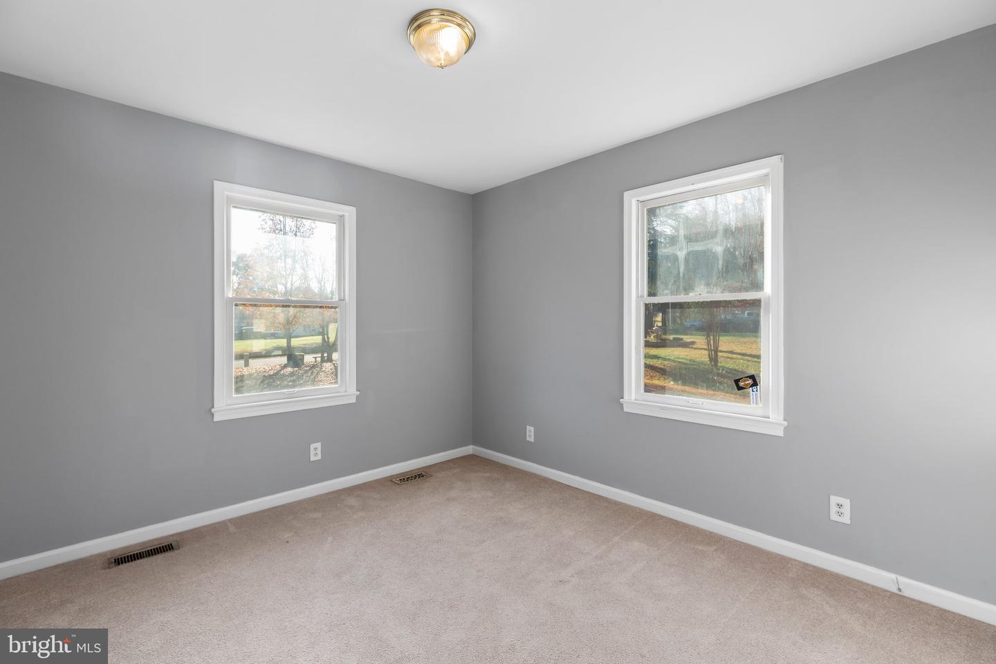 10408 Shaw DRIVE