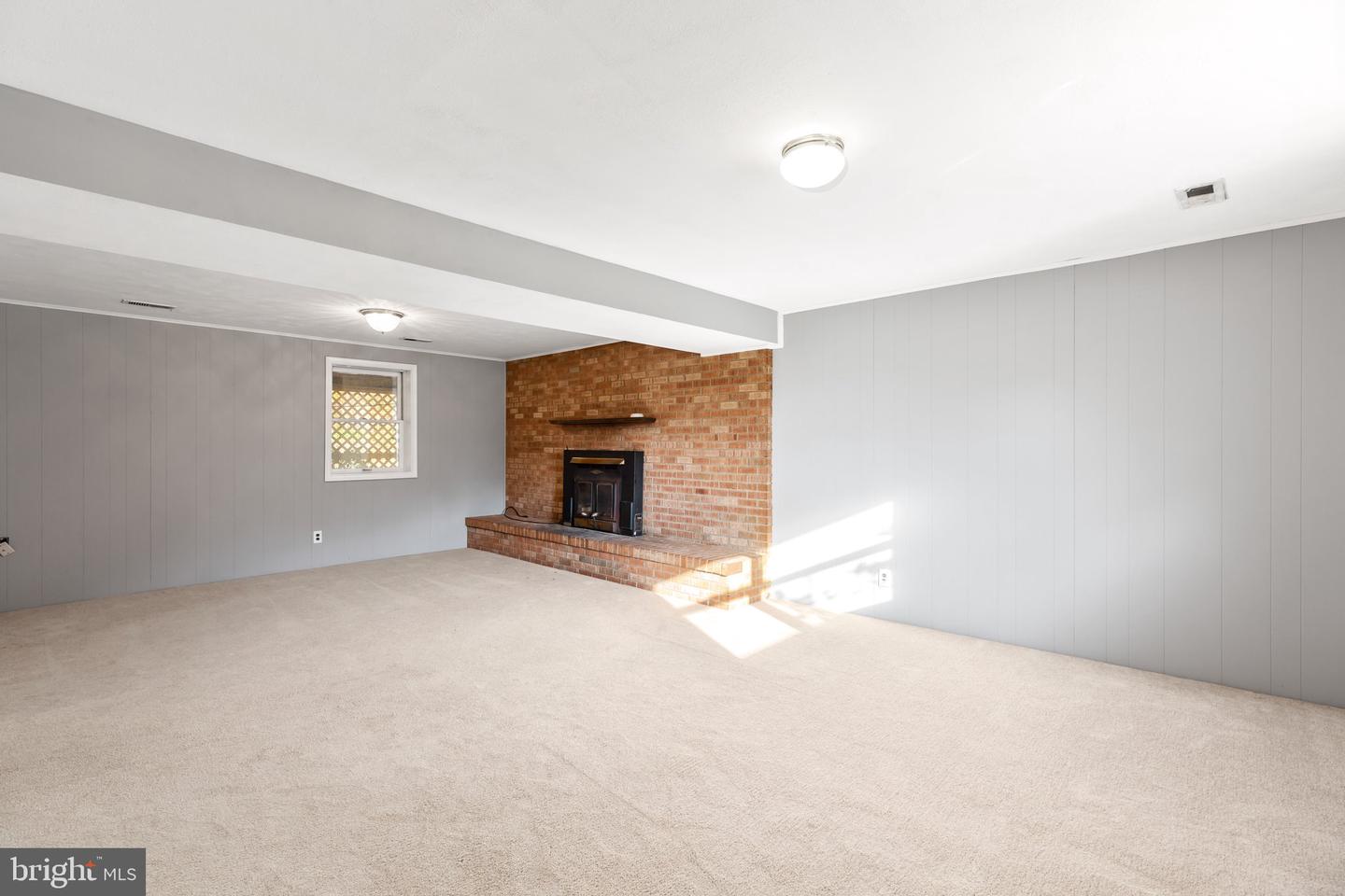 10408 Shaw DRIVE