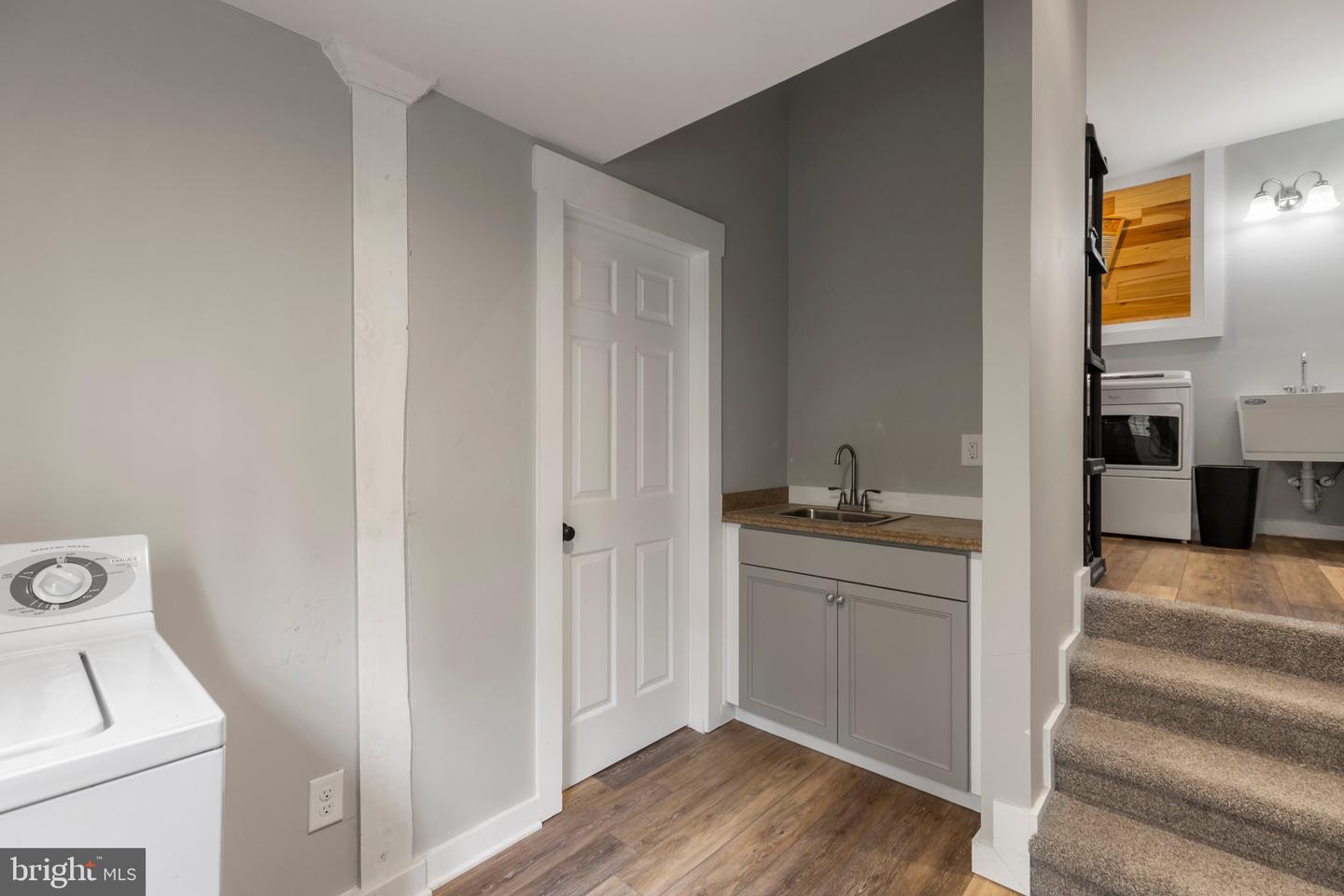5815 Queens Mill CIRCLE