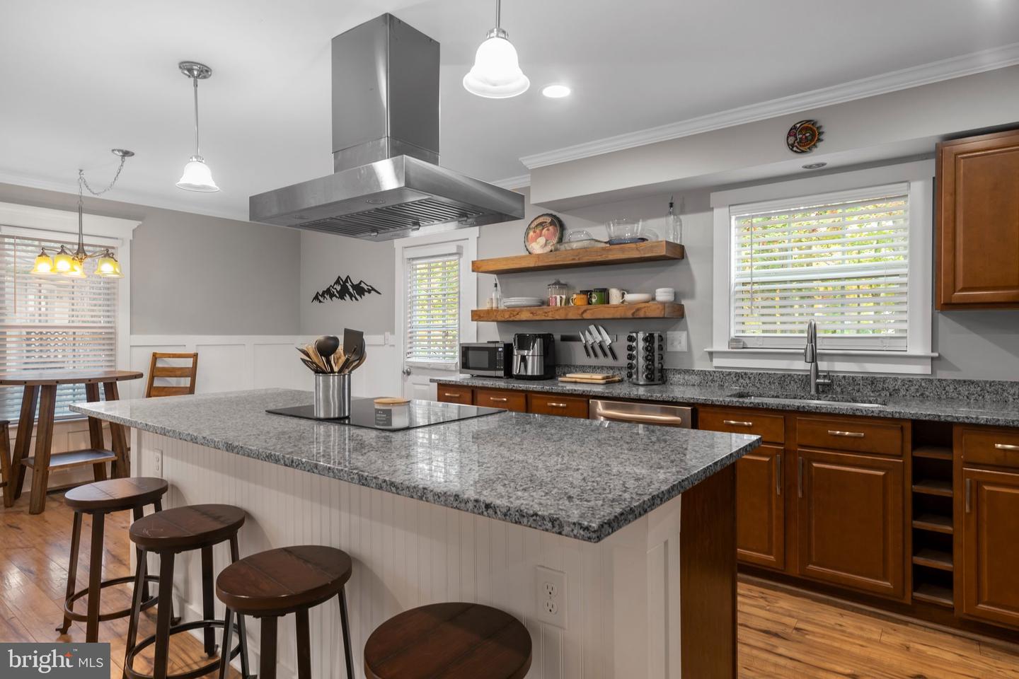 5815 Queens Mill CIRCLE