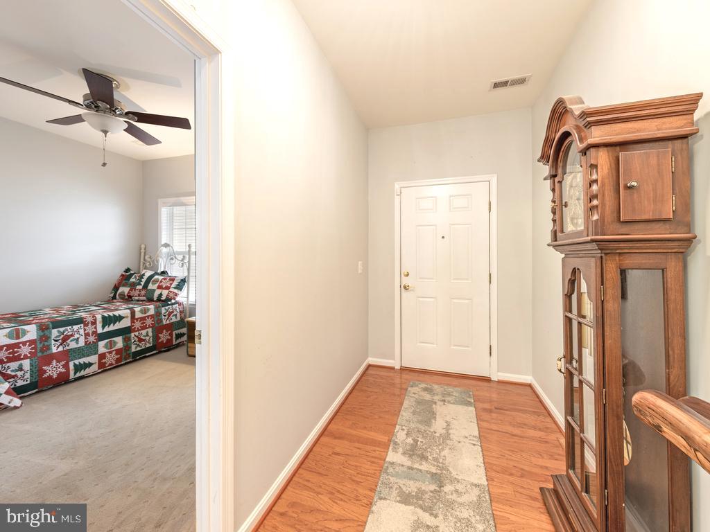 6403 Garners WAY