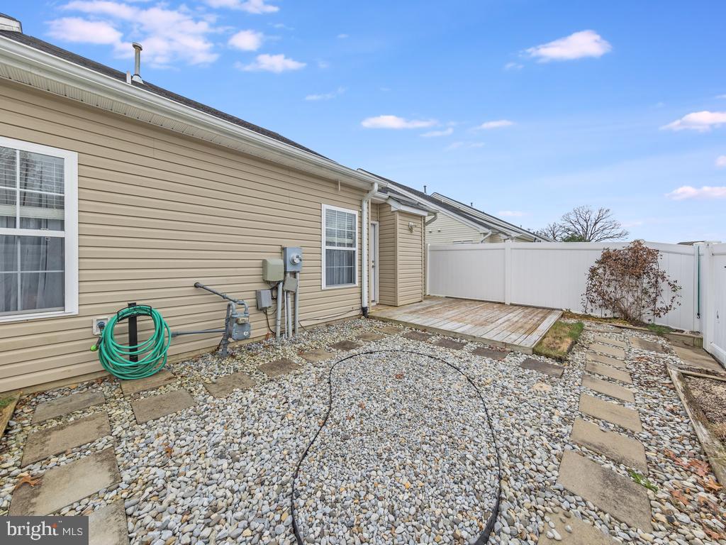 6403 Garners WAY